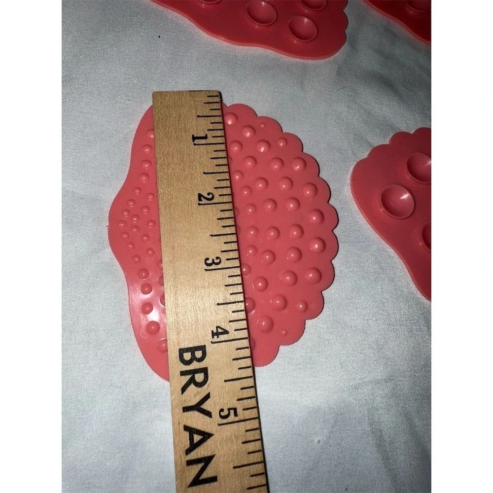 Norpro Set 5 Red Shell Bathtub‎ Appliques Non-Slip suction new without packaging